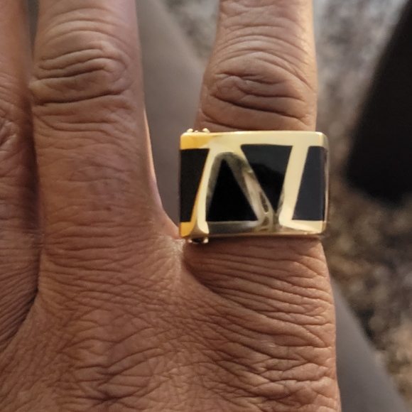 Stunning Unique 925 Onyx Ring - Picture 3 of 4